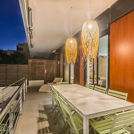 Sitges Spaces Garden Paradise 3 Bedroom, 3 Bathroom, Huge Private Garden-Terrace, Pool- Sleeps Up To 8 Екстер'єр фото