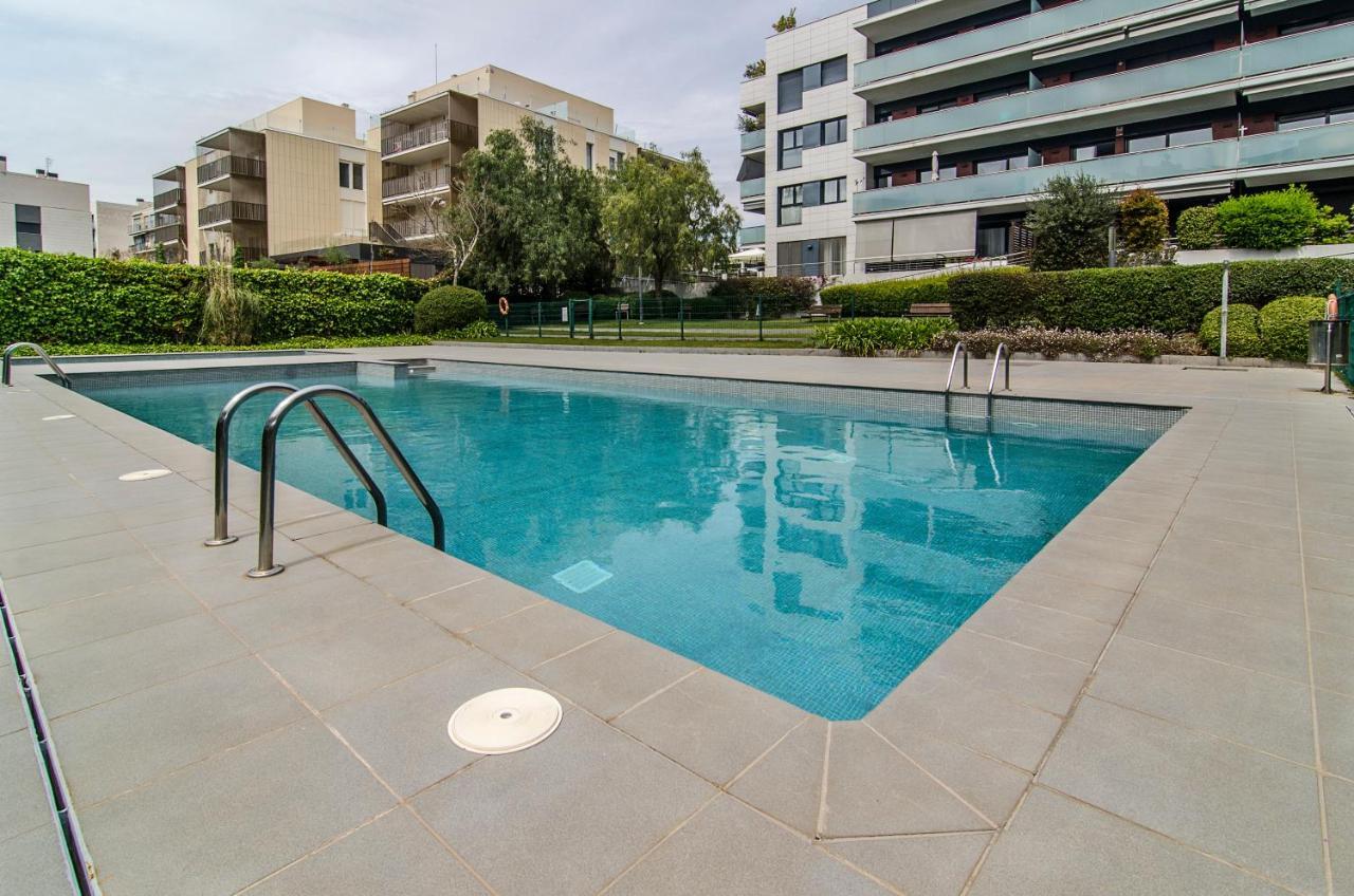Sitges Spaces Garden Paradise 3 Bedroom, 3 Bathroom, Huge Private Garden-Terrace, Pool- Sleeps Up To 8 Екстер'єр фото