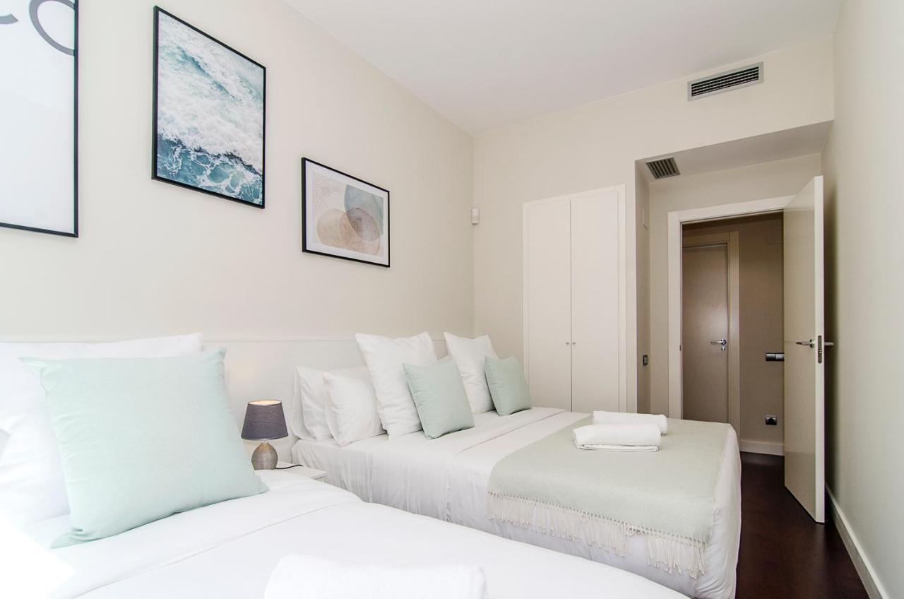 Sitges Spaces Garden Paradise 3 Bedroom, 3 Bathroom, Huge Private Garden-Terrace, Pool- Sleeps Up To 8 Екстер'єр фото