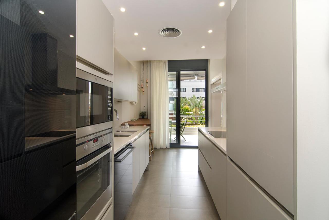 Sitges Spaces Garden Paradise 3 Bedroom, 3 Bathroom, Huge Private Garden-Terrace, Pool- Sleeps Up To 8 Екстер'єр фото
