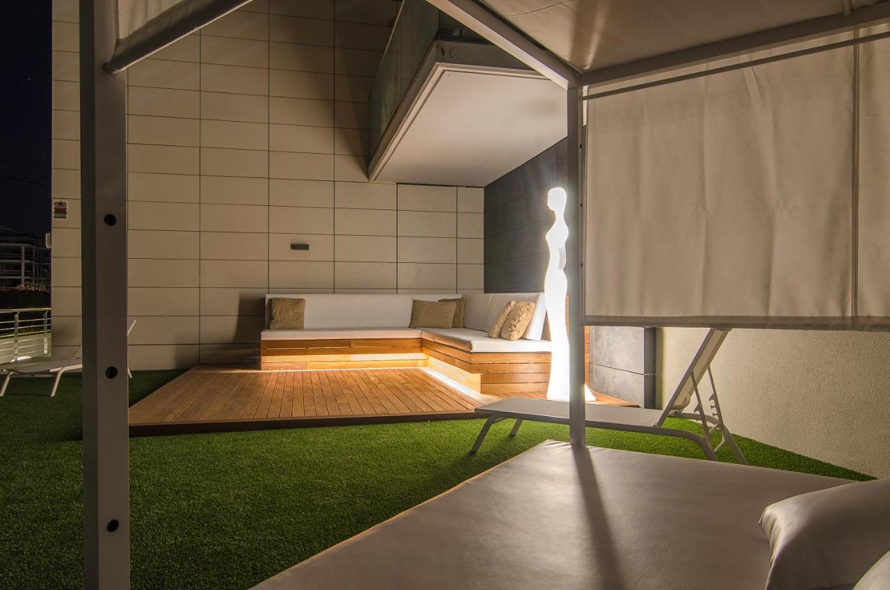 Sitges Spaces Garden Paradise 3 Bedroom, 3 Bathroom, Huge Private Garden-Terrace, Pool- Sleeps Up To 8 Екстер'єр фото